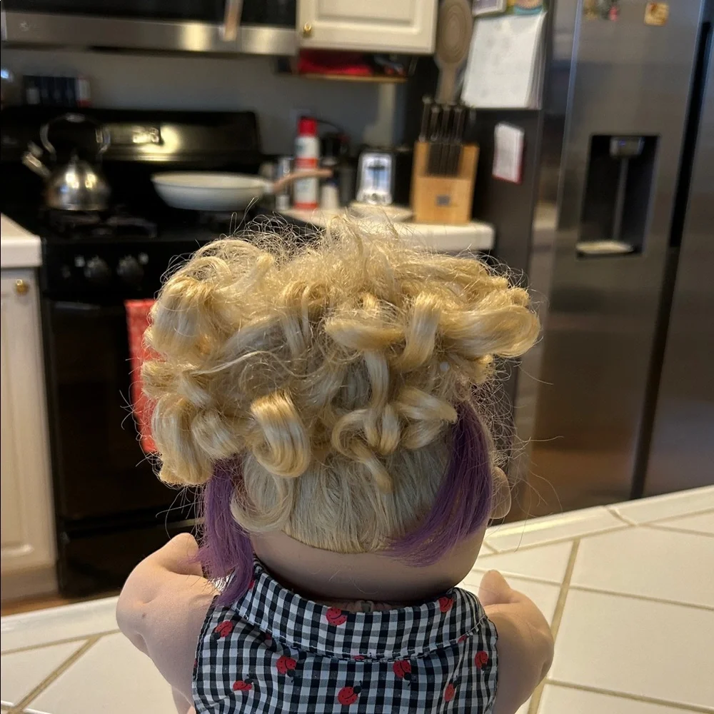 Vintage 2004 Play Along Cabbage Patch Doll with Black and White Top - Picture 12 of 16